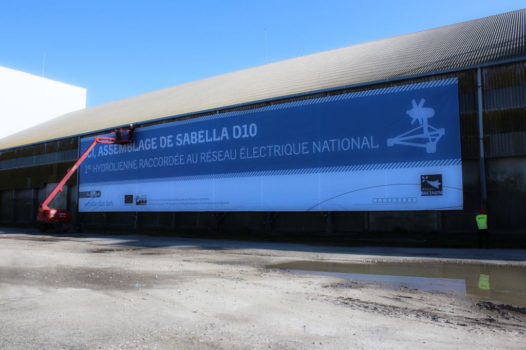 bâche publicitaire - port de commerce brest